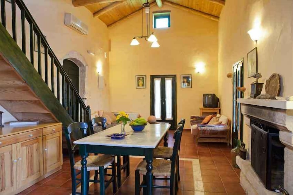 Kastellos Village 29/50