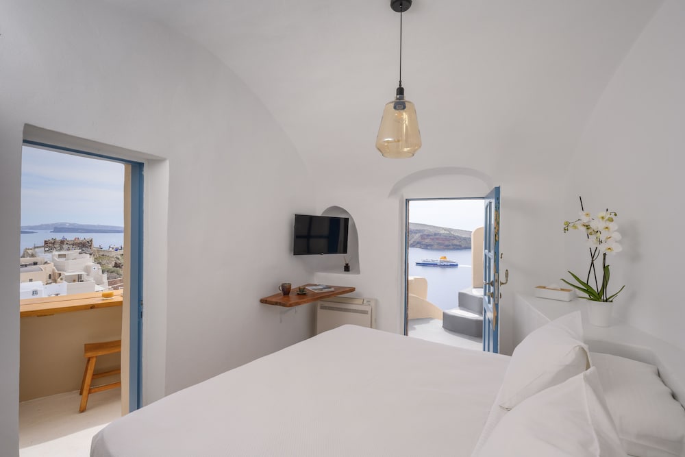 1 BEDROOM, HONEYMOON, VILLA, SEA VIEW, HOT TUB