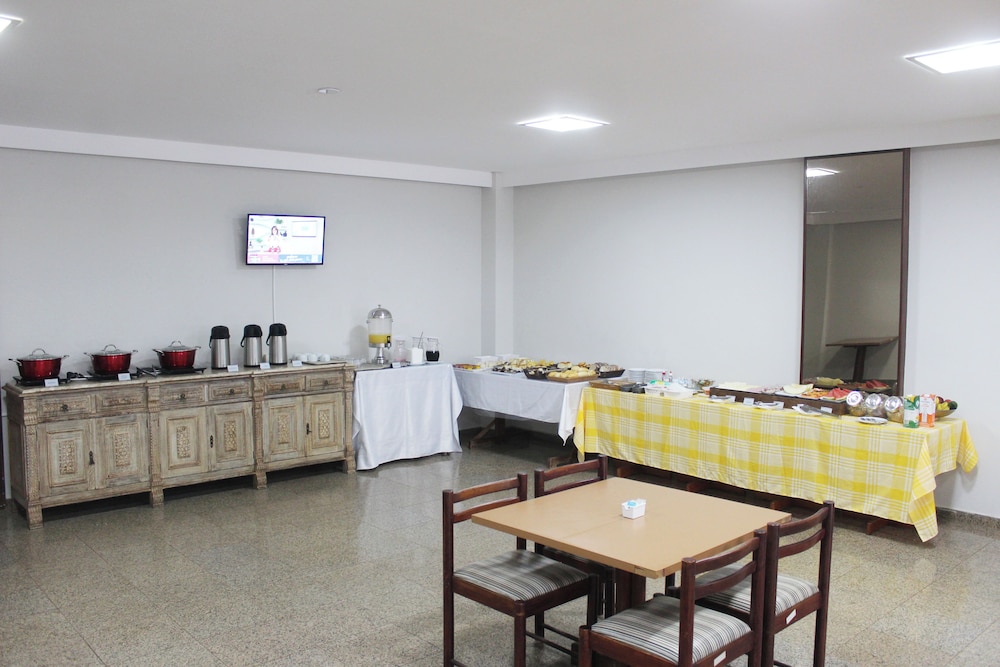 Days Inn by Wyndham Uberlandia 61/67