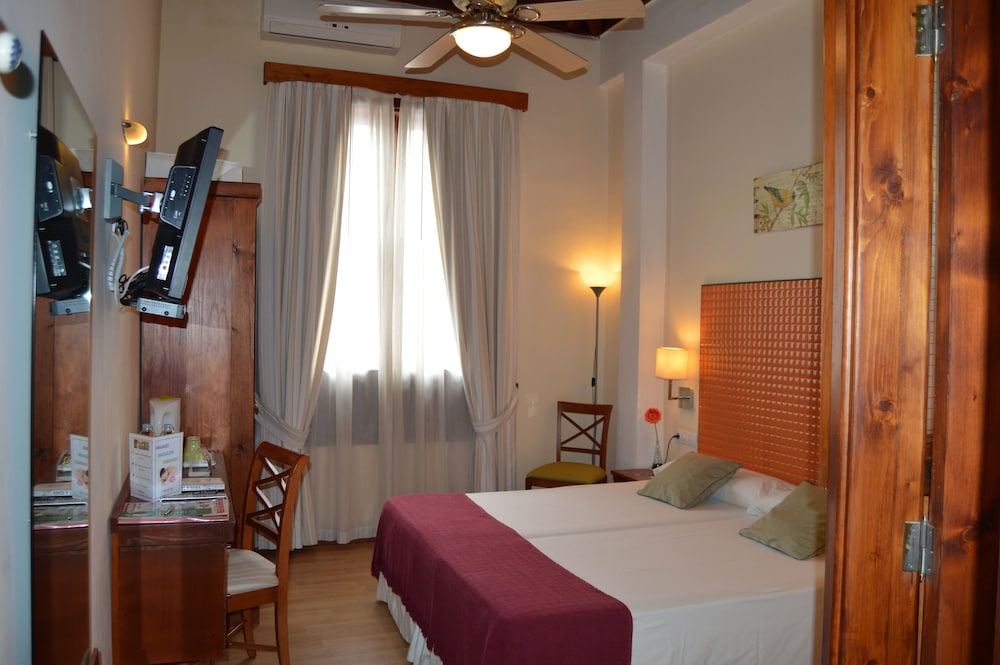 GARA HOTEL 36/72