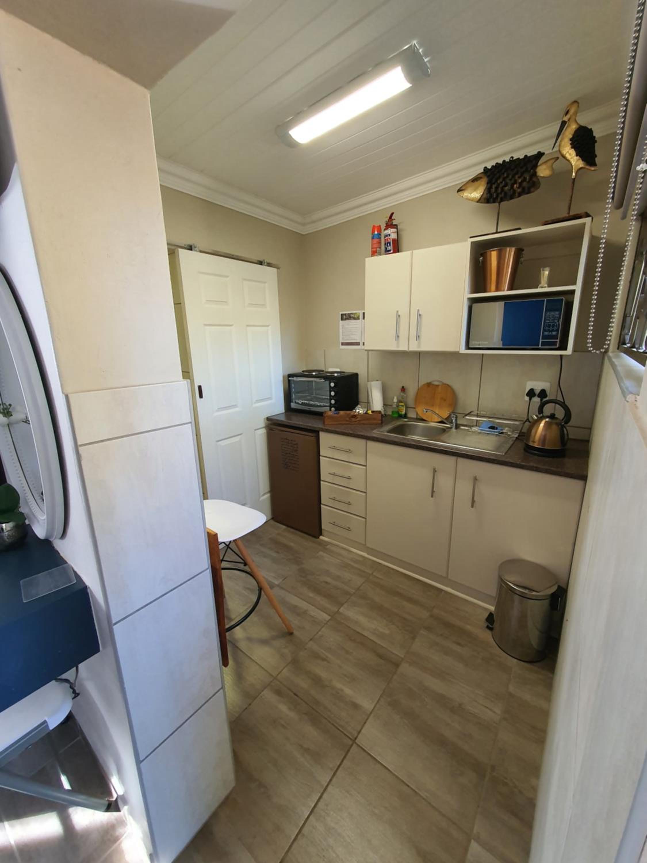 Rustic Forest Guest House 2/14
