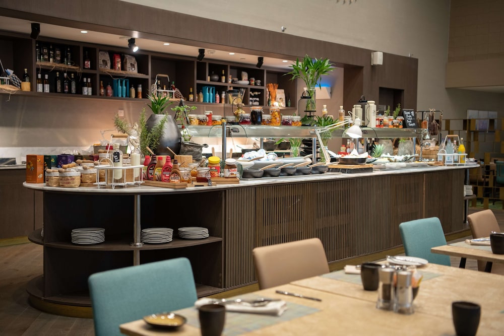 فندق راديسون بلو جدة كورنيش(RADISSON BLU HOTEL, JEDDAH CORNICHE) 44/68