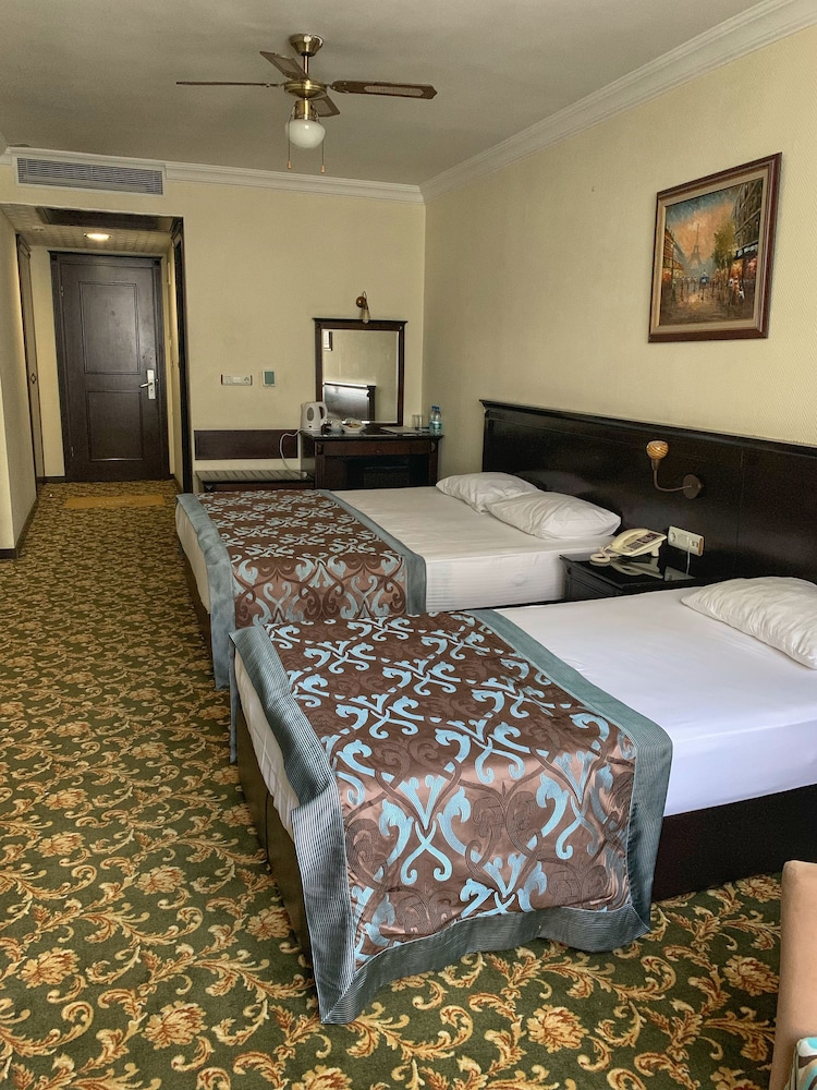 Omur Hotel 20/50