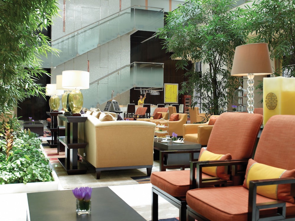 Ritz Carlton Financial Street 40/42
