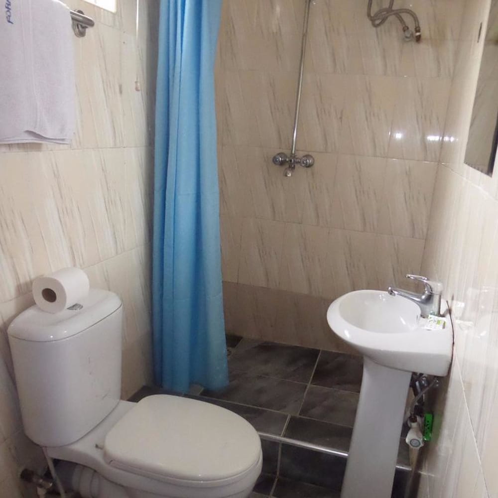 Foramot Suite 18/24