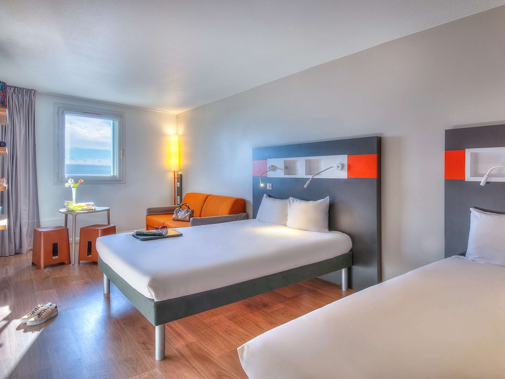 IBIS BUDGET NICE CALIFORNIE LENVAL 21/78