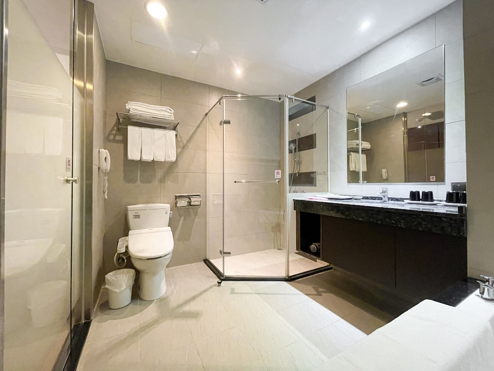 Guide Hotel Hsinchu Zhongyang 44/45