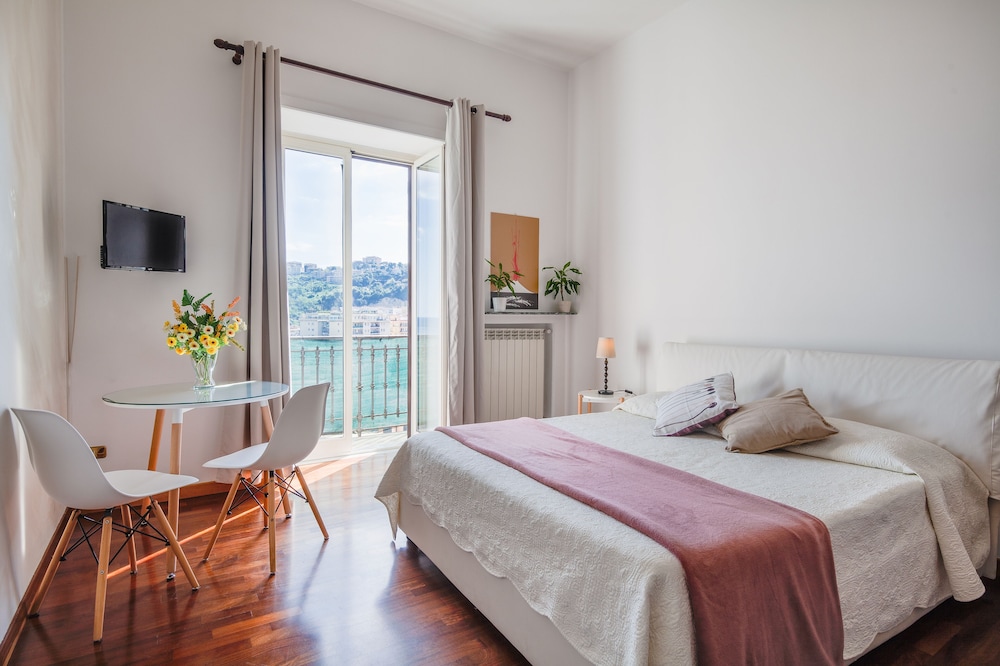 PANORAMIC, TRIPLE, MULTIPLE BEDS, SEA VIEW, BALCONY