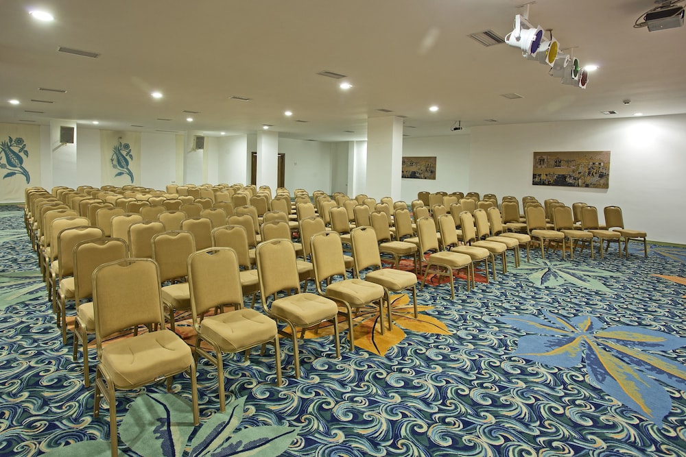 Salmakis Resort and Spa 60/72