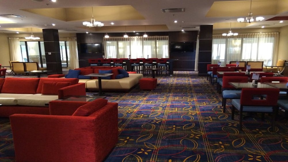 Holiday Inn Express Hotel And Suites Columbia Univ Area Hwy 63 44/63