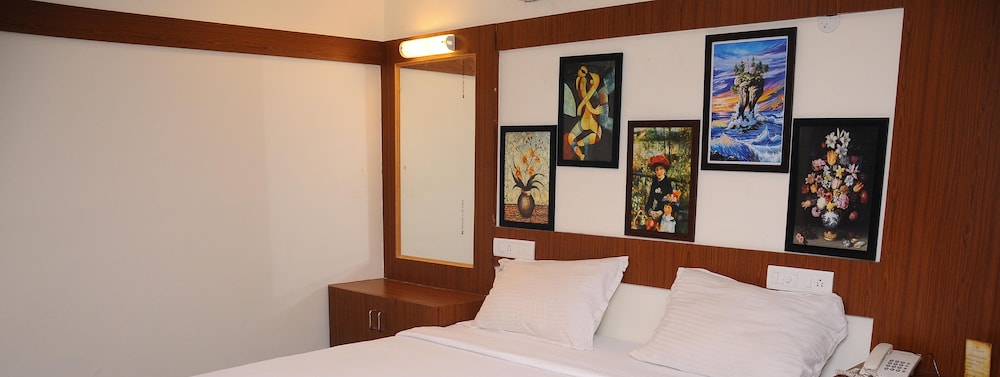 Hotel Ramakrishna 18/32