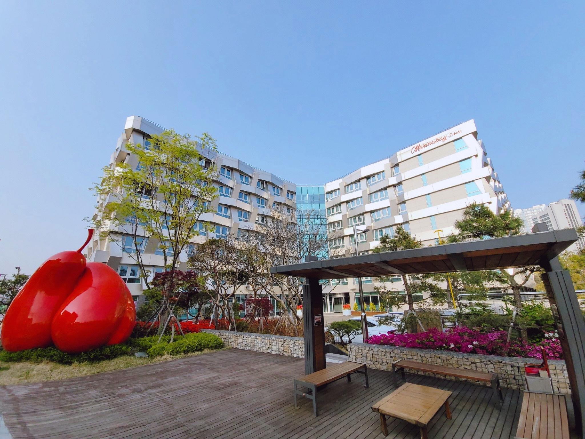 Chungchoho Best Hotel 35/42