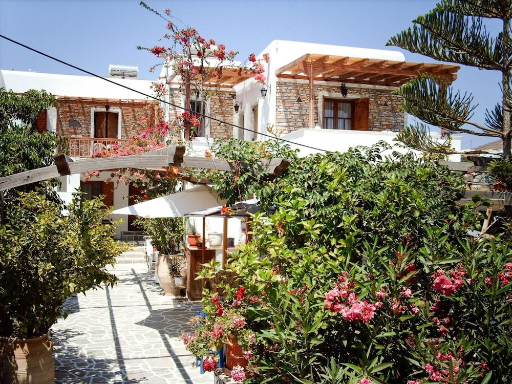 Villa Mata Pension 68/73