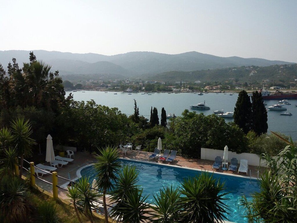 Anamar Skiathos 31/48