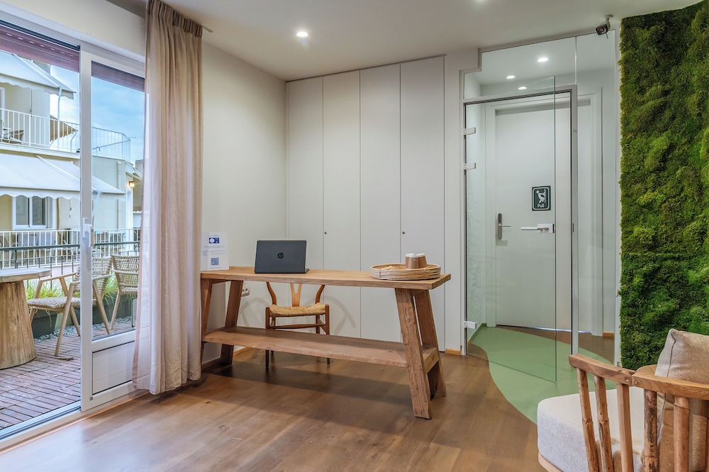 Lofus Bio Suites 33/50