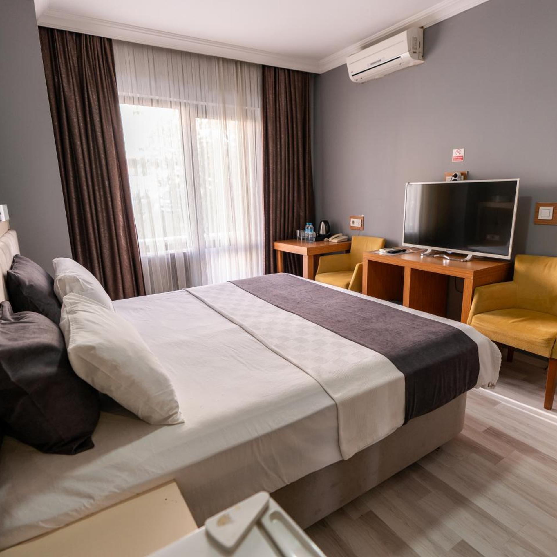 Emsa Palace Hotel 10/50