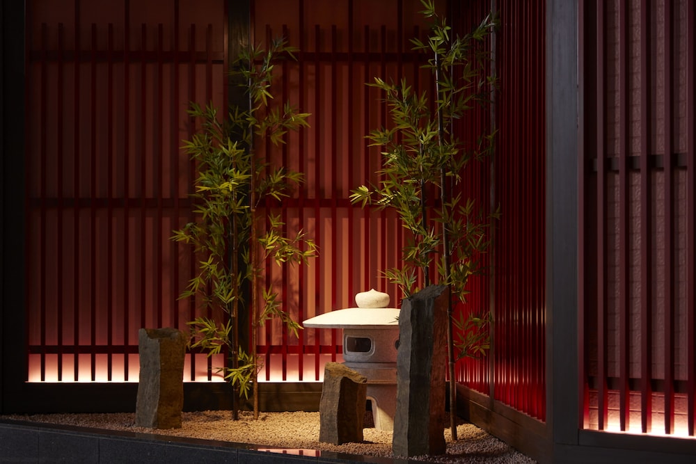 Sakura Sky Hotel 49/50