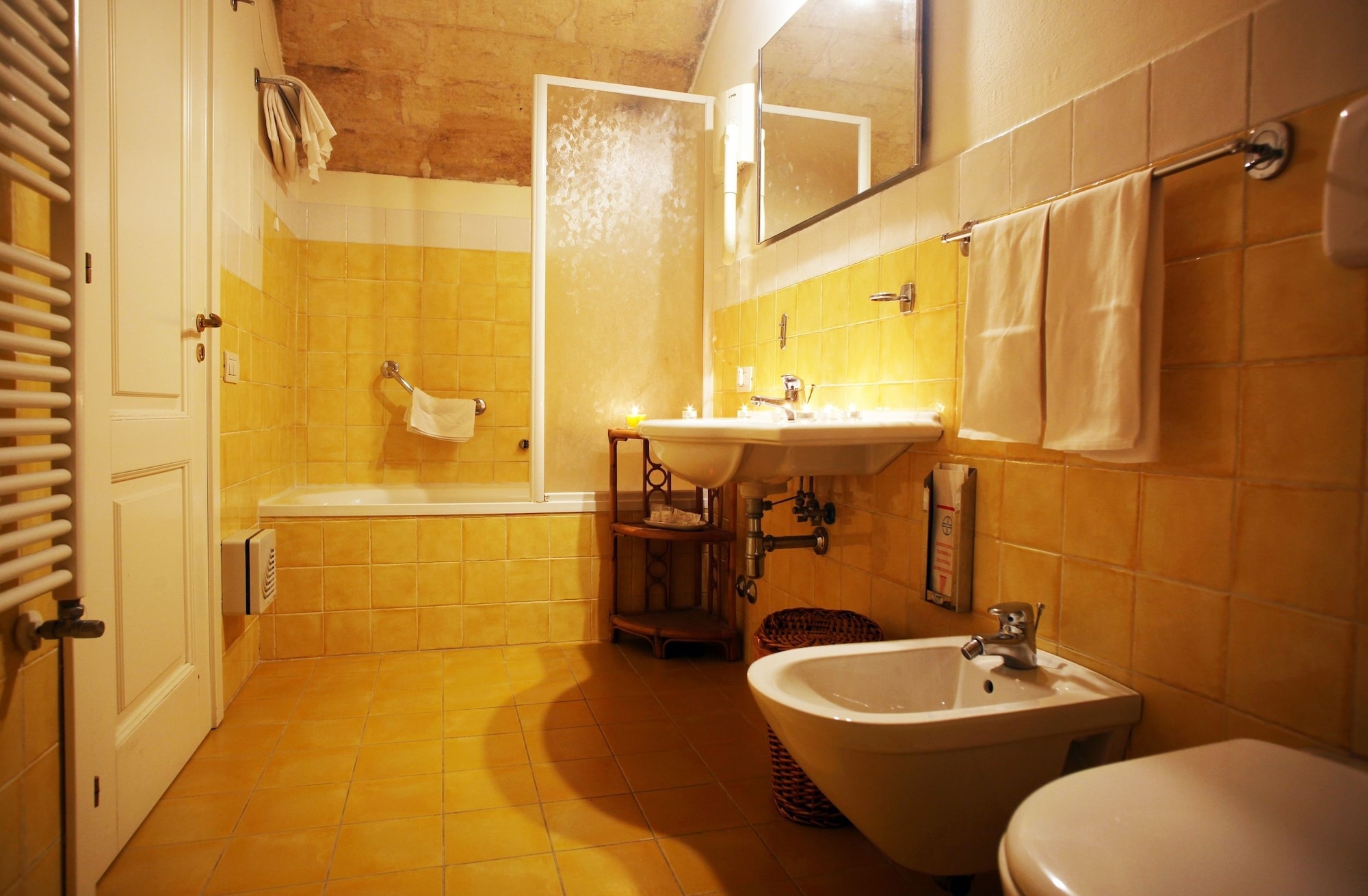 Standard, Double Bed, Caveoso Hotel 3/3