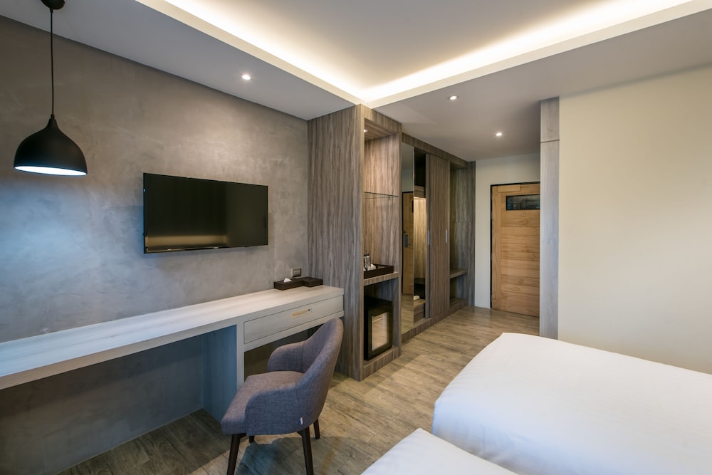 Nadee 10 Resort & Hotel 30/36