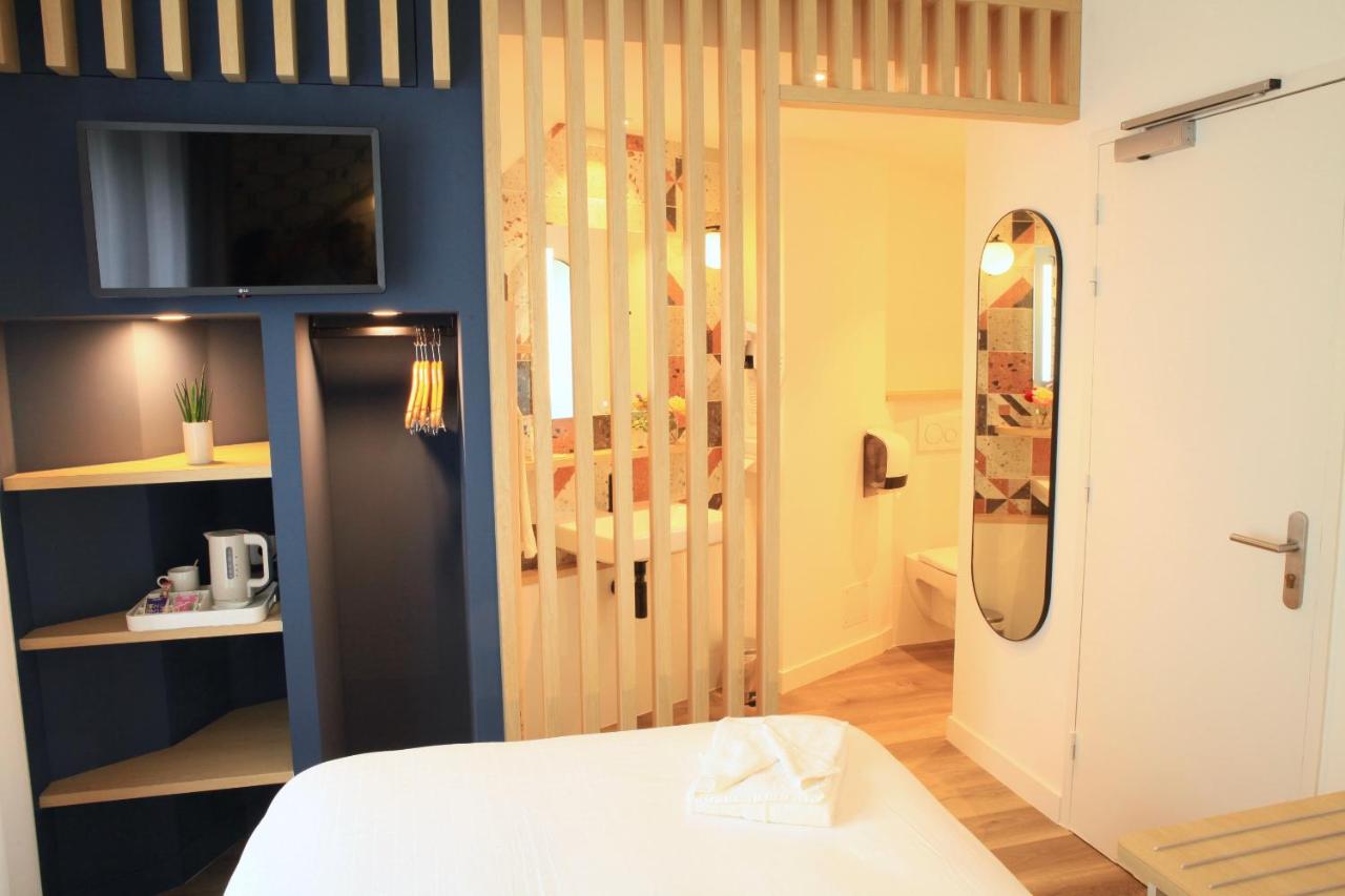 HOTEL MARGUERITE D'ANJOU 12/19