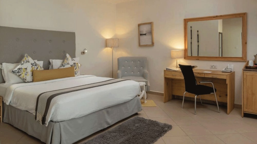 Heritage King Room