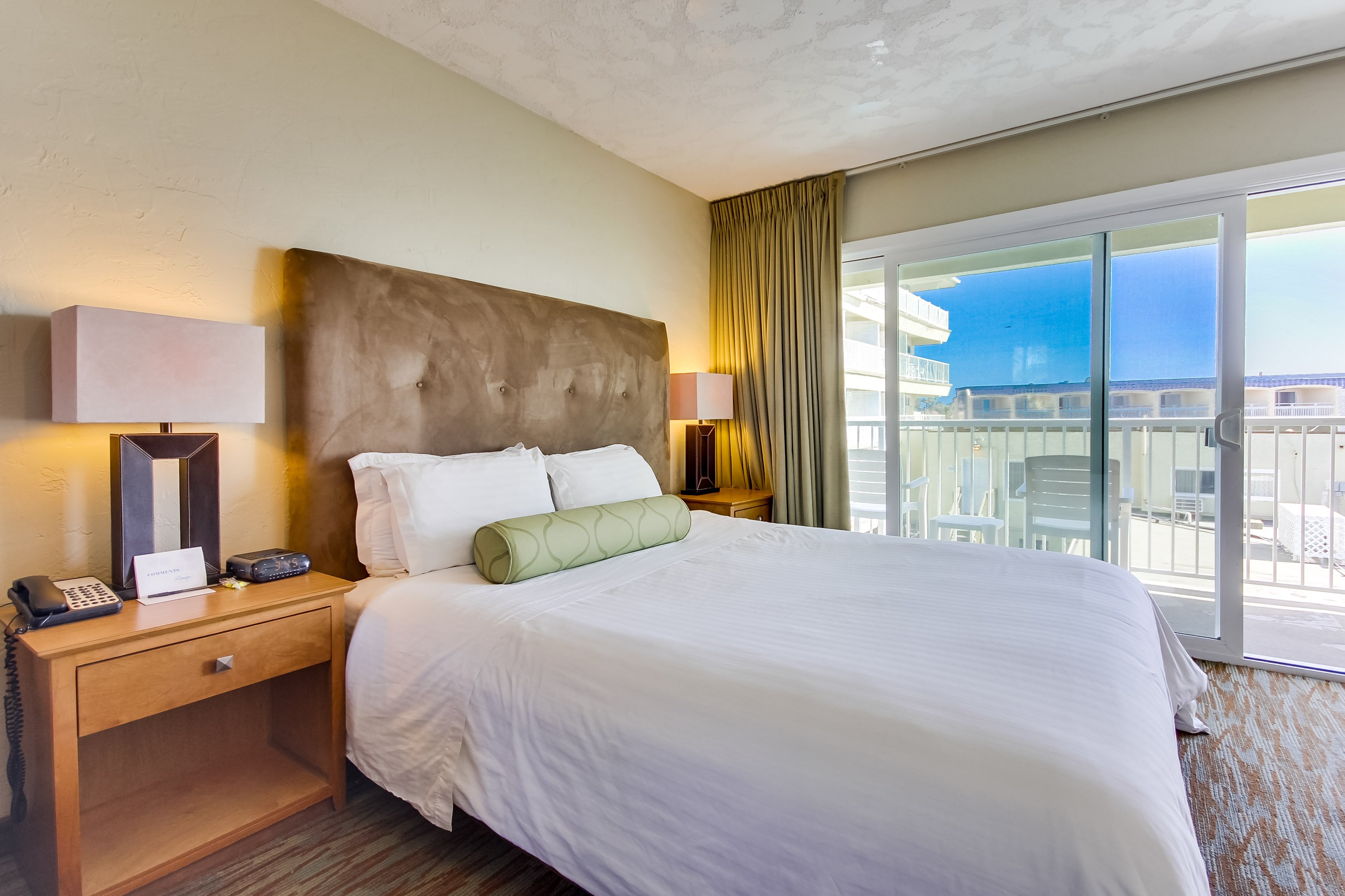 Surfer Beach Hotel 25/59
