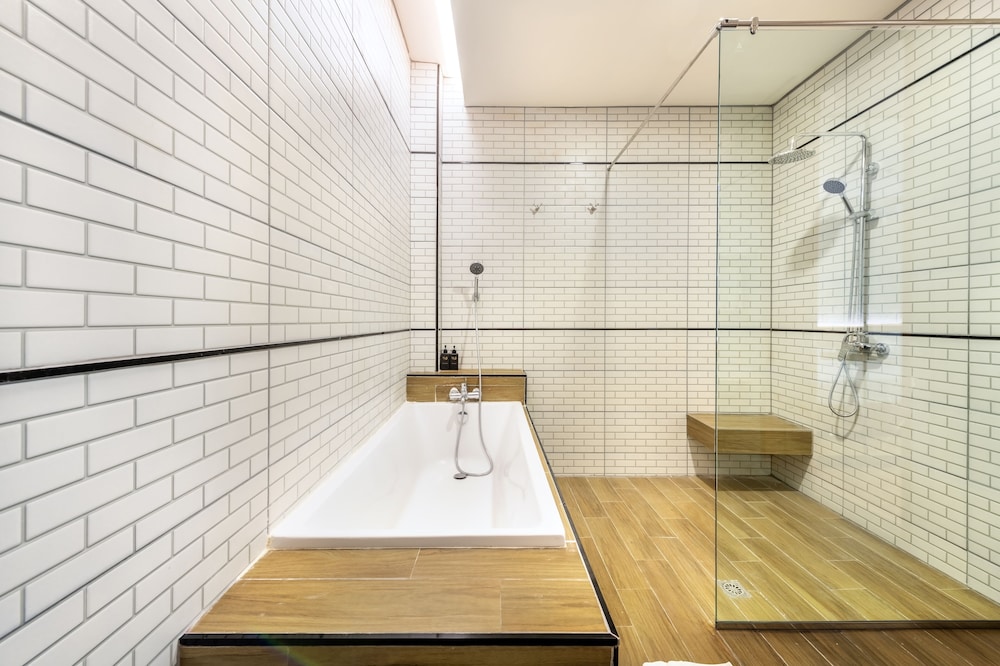 Qiu Hotel Sukhumvit 49/50