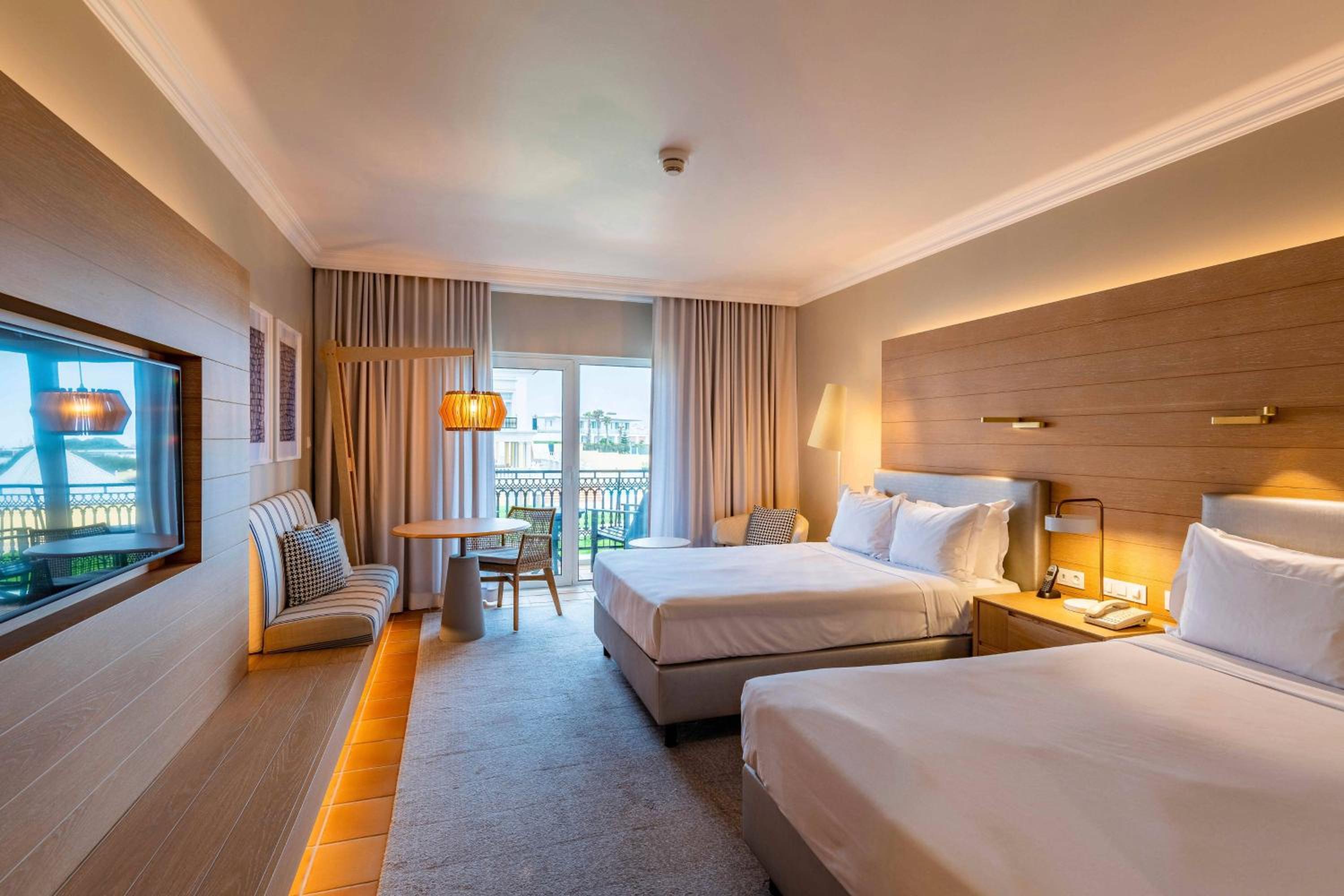 Room, 2 Double Beds, Side Ocean View