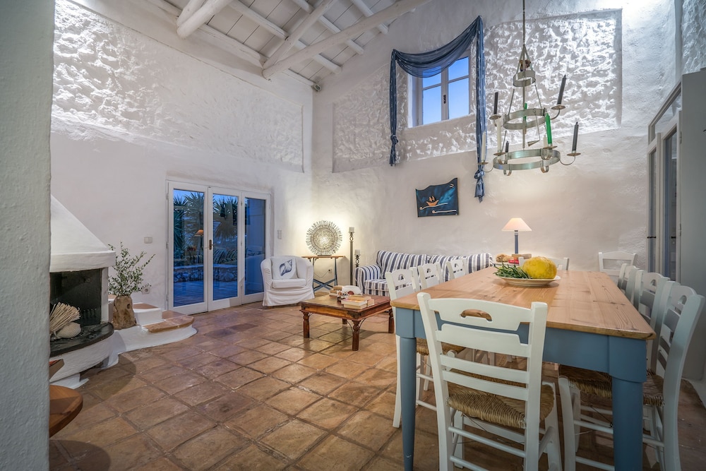 Askos Villa 16/35