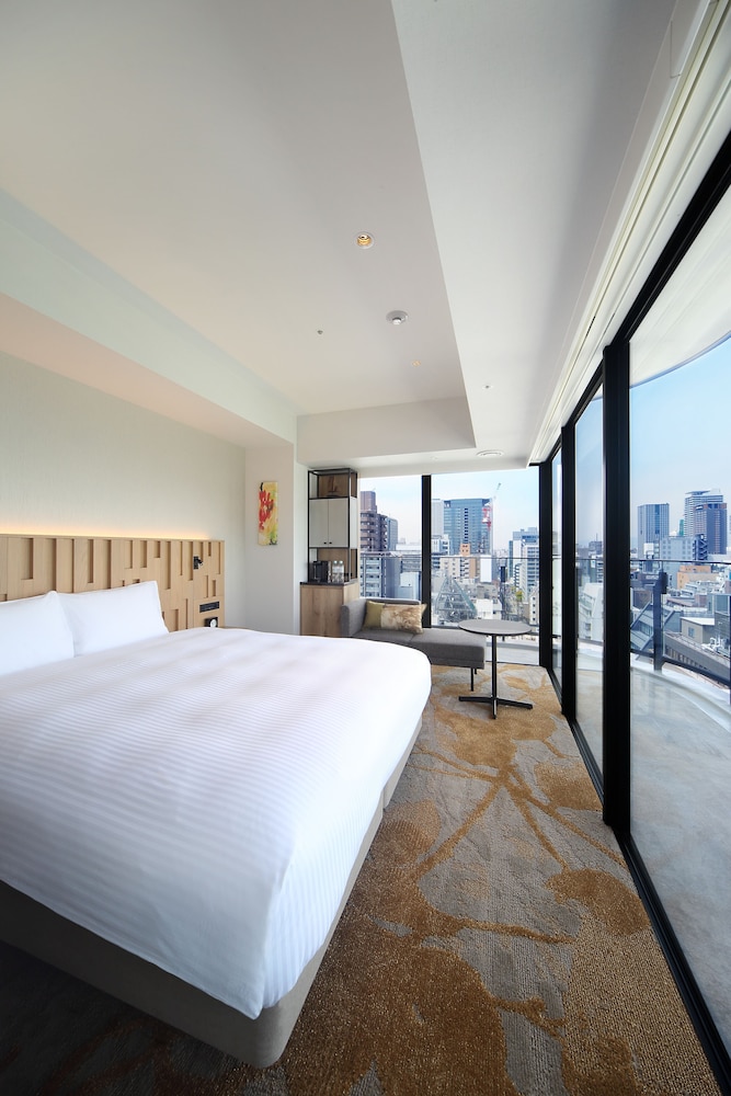 Miyako City Osaka Hommachi 24/61