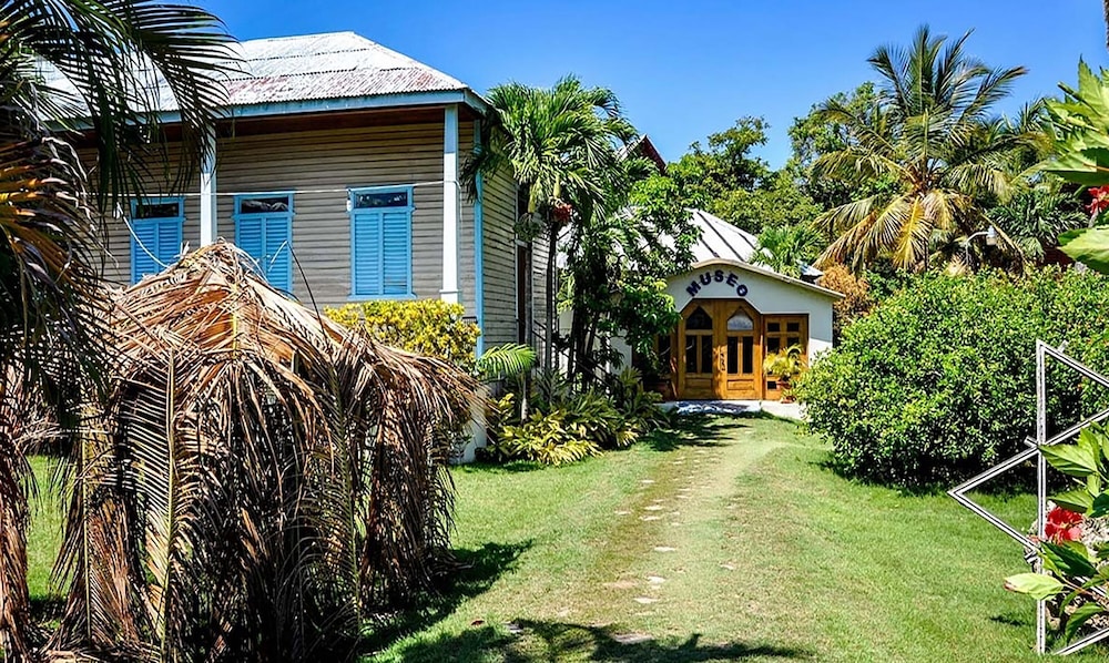 Casa Valeria Boutique Hotel 39/50