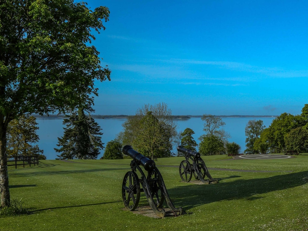 Crover House Hotel & Golf Resort 11/32