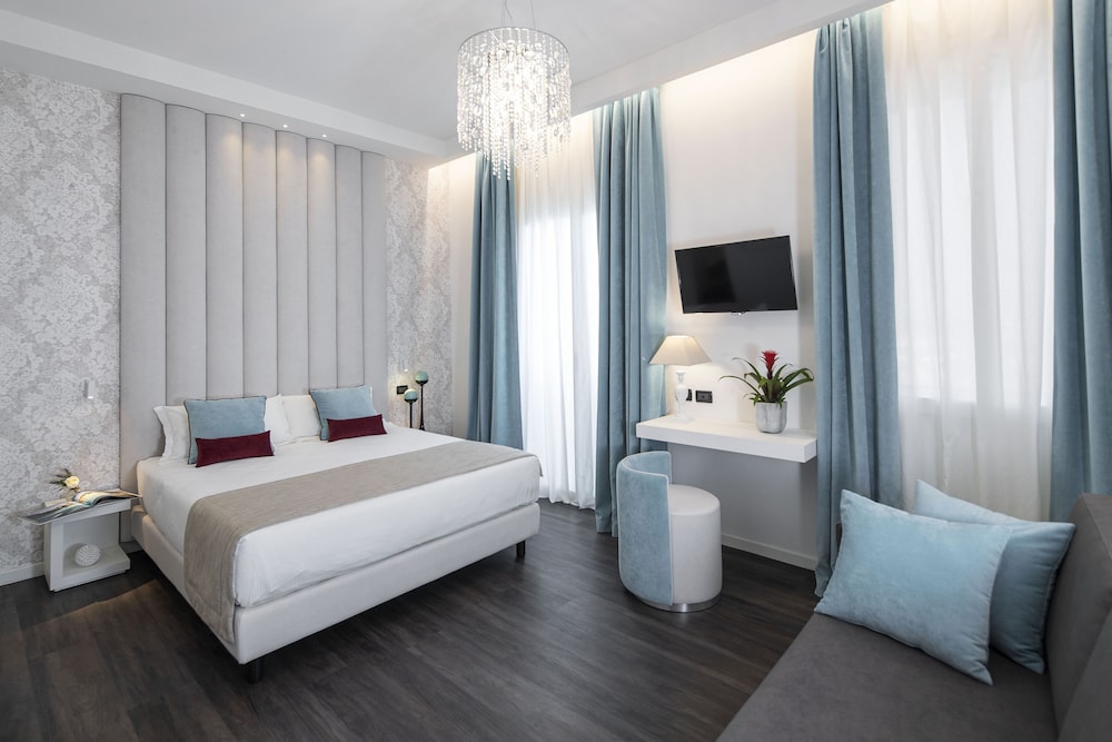 Stilo, Junior Suite, Queen Bed, Sofa