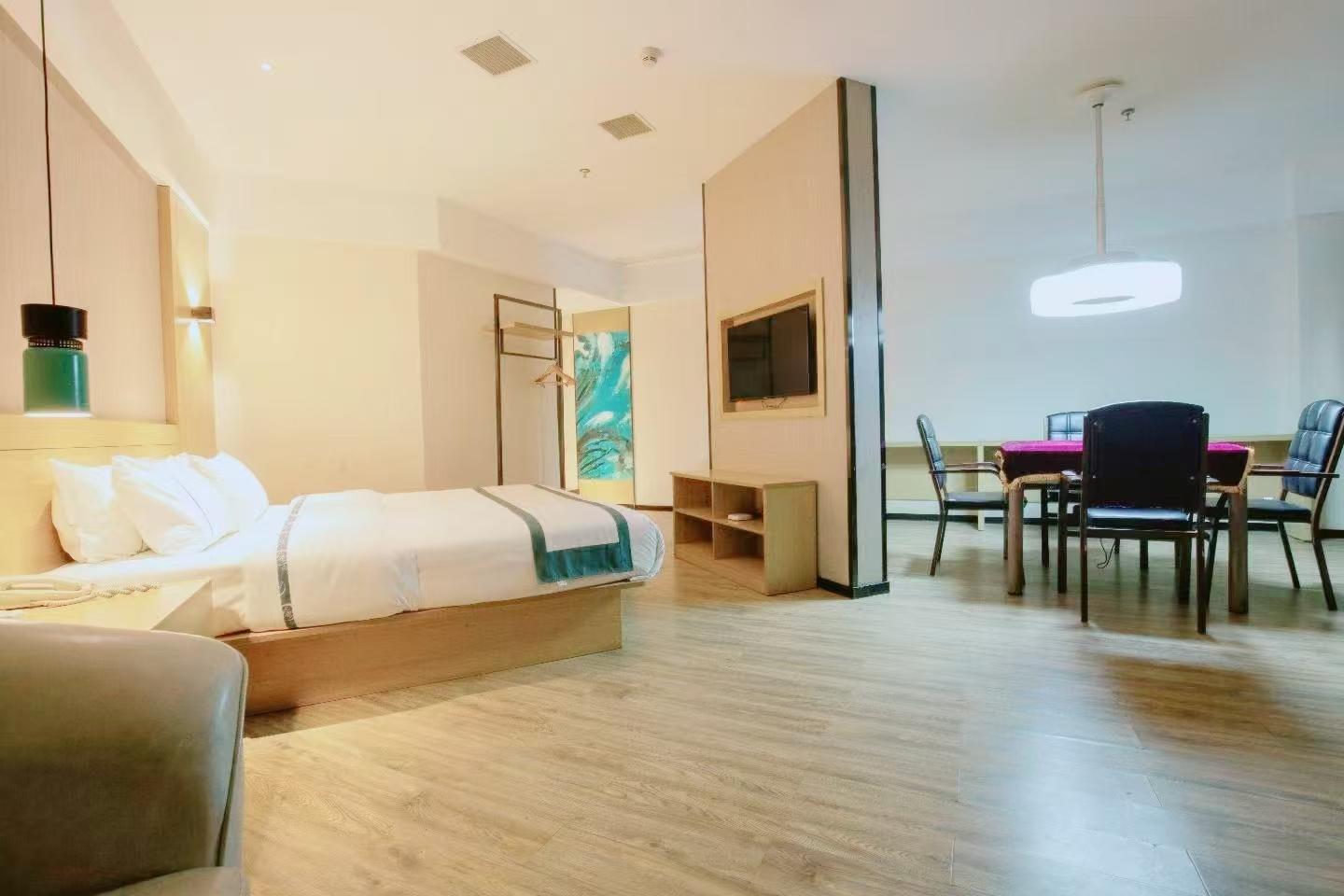 City Comfort Inn Xiantao First Middle School 26/52