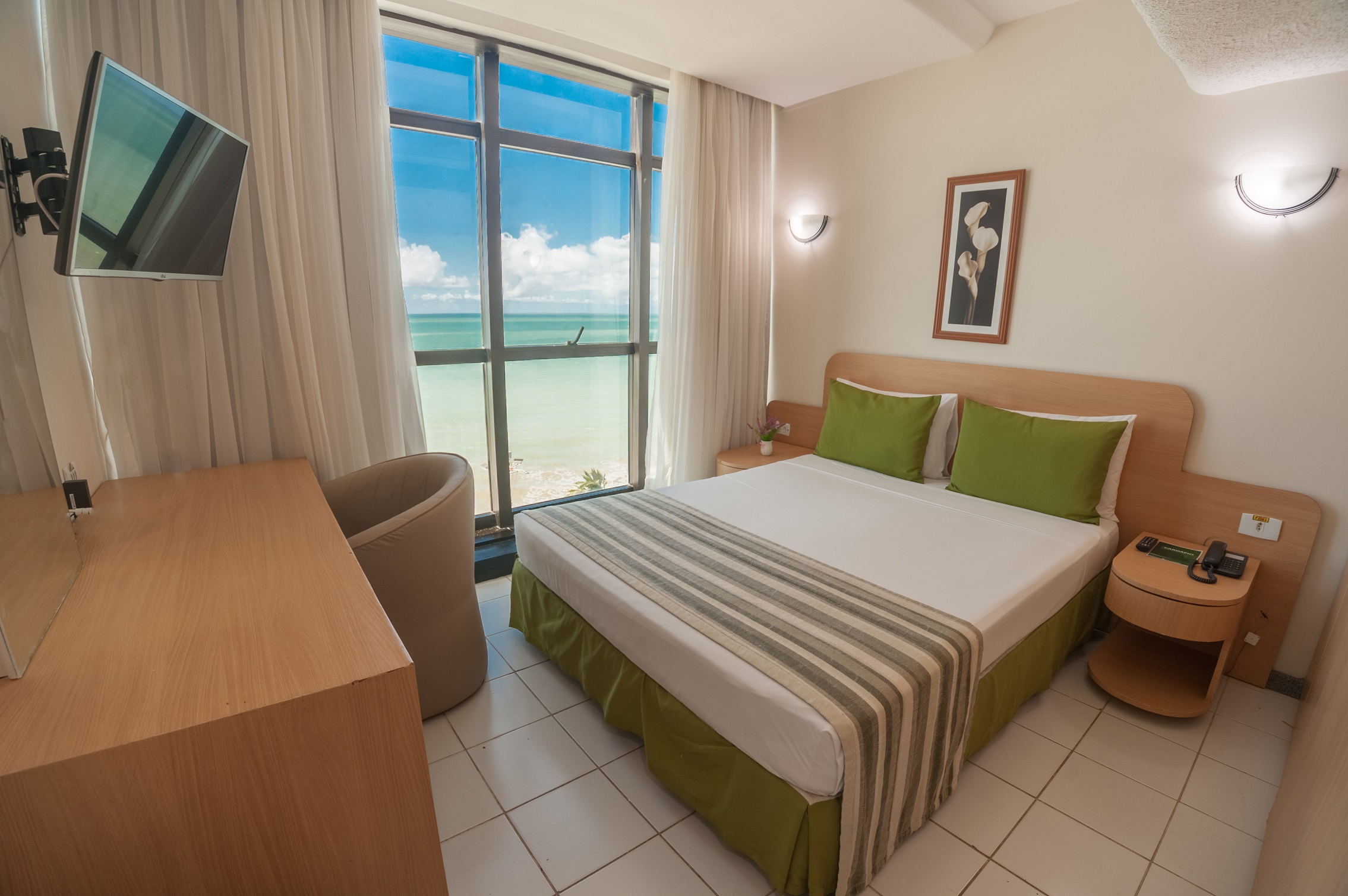 Executive, Ocean front