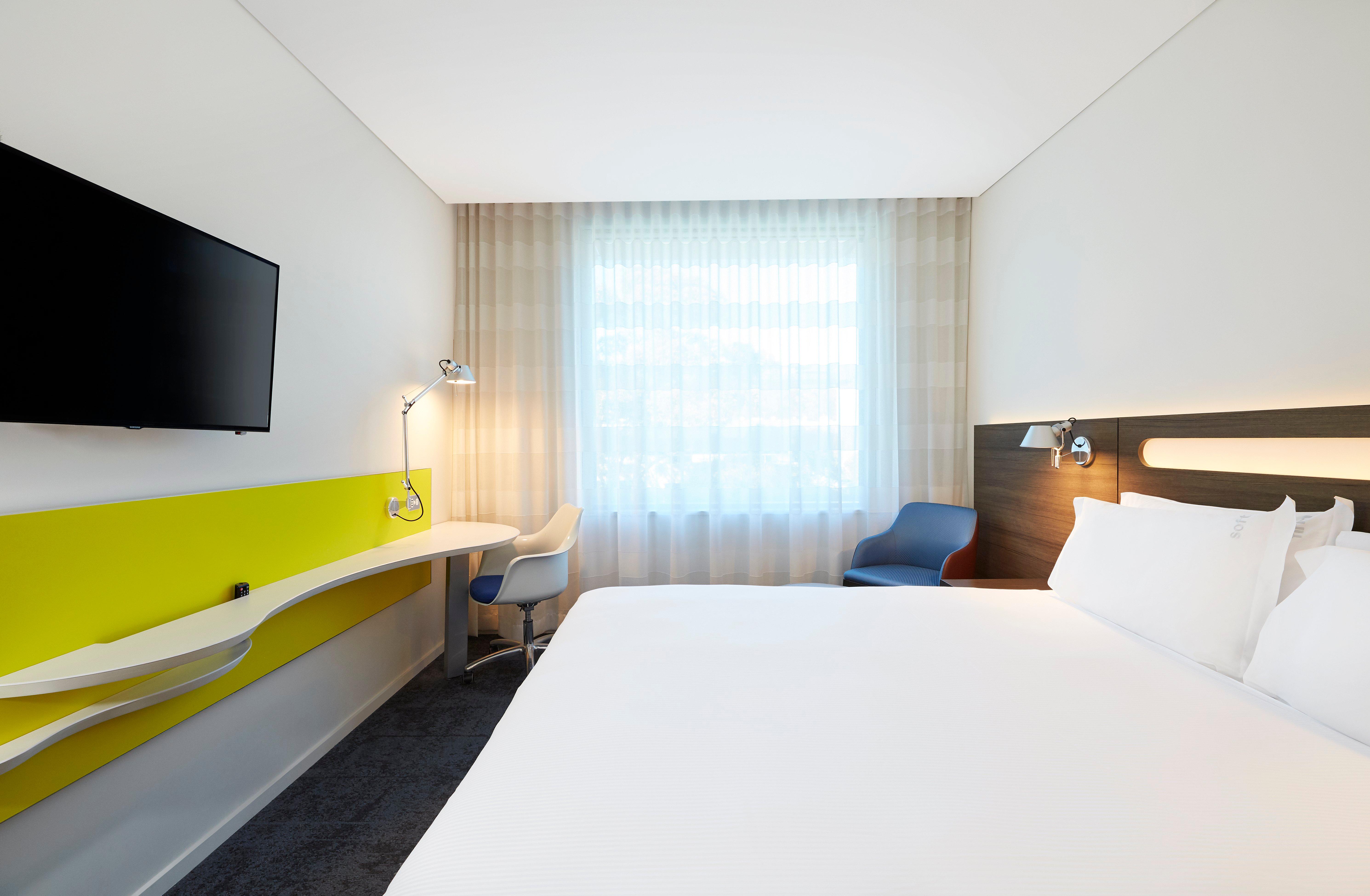 Room, King Bed