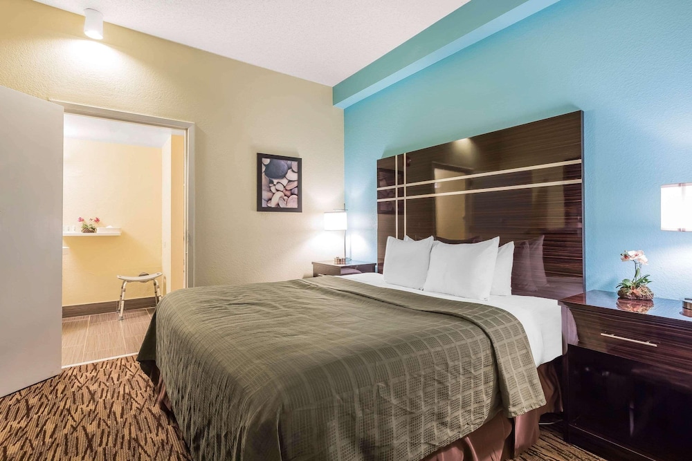 Boca Suites Deerfield Beach, SureStay Collection by Best Western FL 19/43