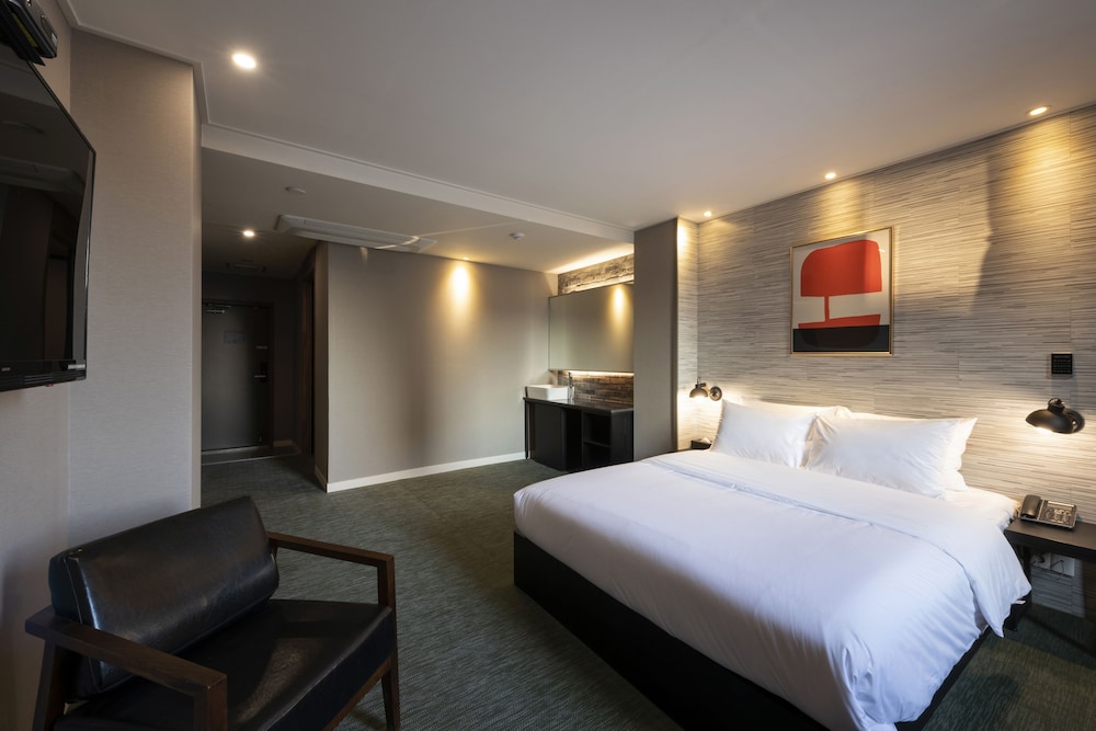 No.25 Hotel Nampo Daecheong 23/54