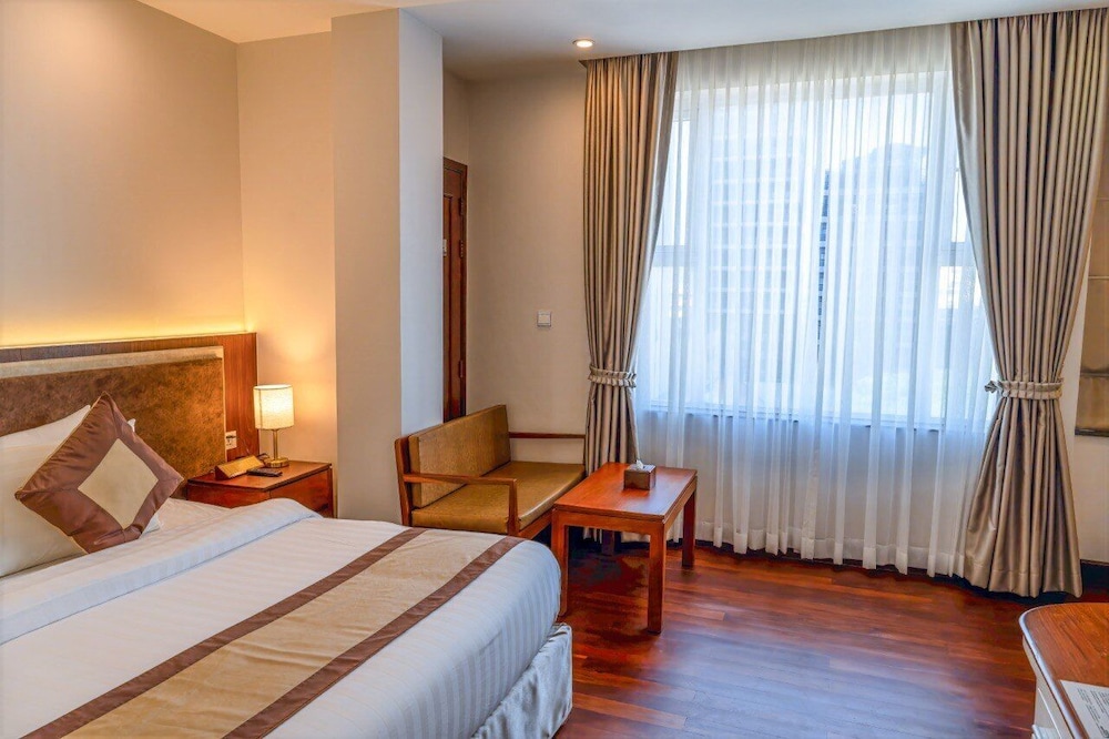 Phnom Penh Katari Hotel 26/73
