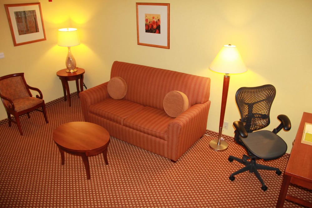 HILTON GARDEN INN HOUSTON WEST - KATY 35/59