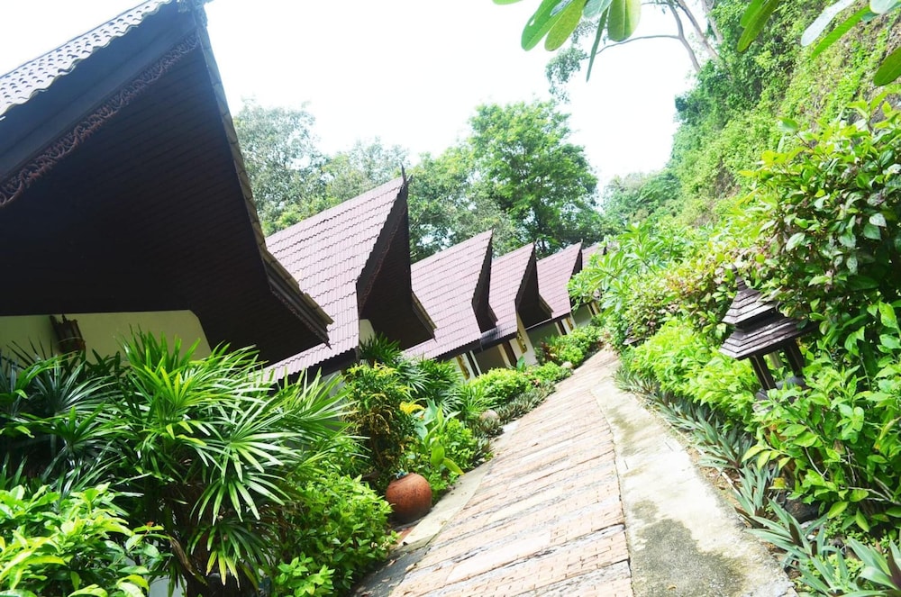 Paradise Pearl Bungalow 67/72