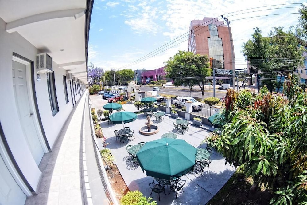 Expo Hotel Guadalajara 27/37