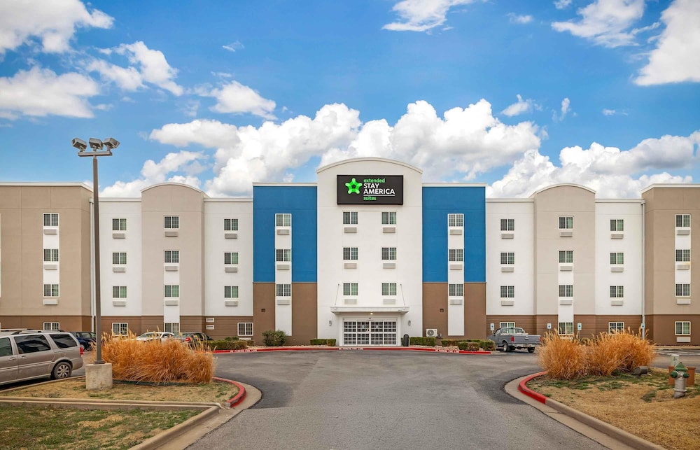 CANDLEWOOD SUITES BARTLESVILLE EAST 54/59