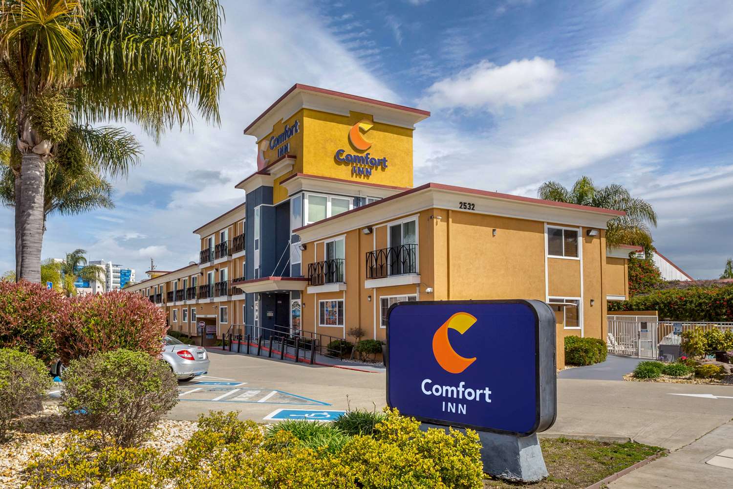 Comfort Inn Castro Valley CA 4/39