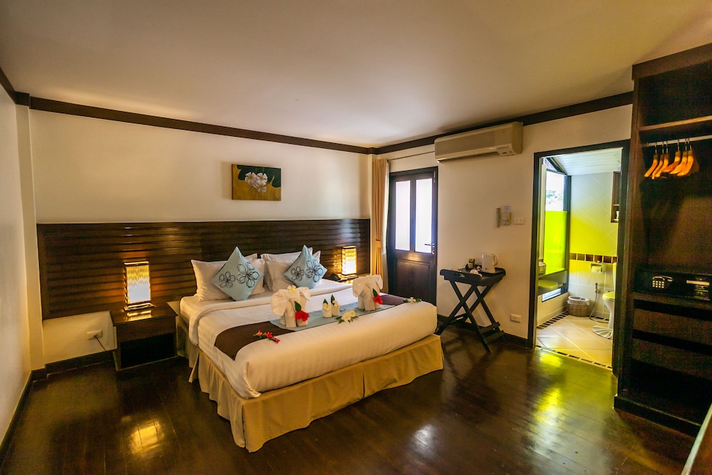 Lanta Mermaid Boutique House 27/74