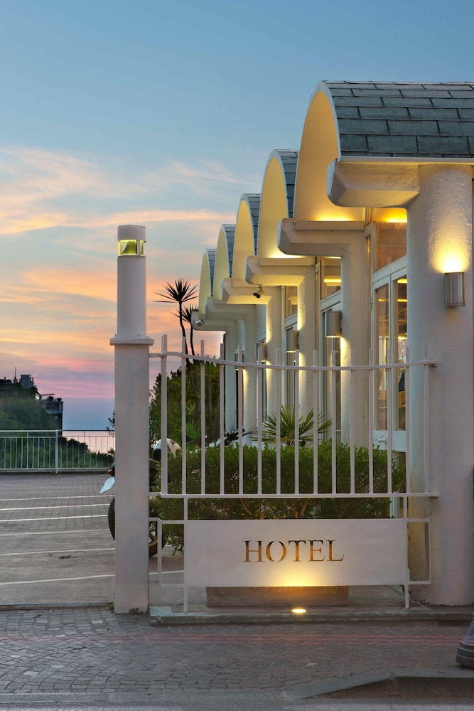 Hotel Rivage Sorrento 5/79