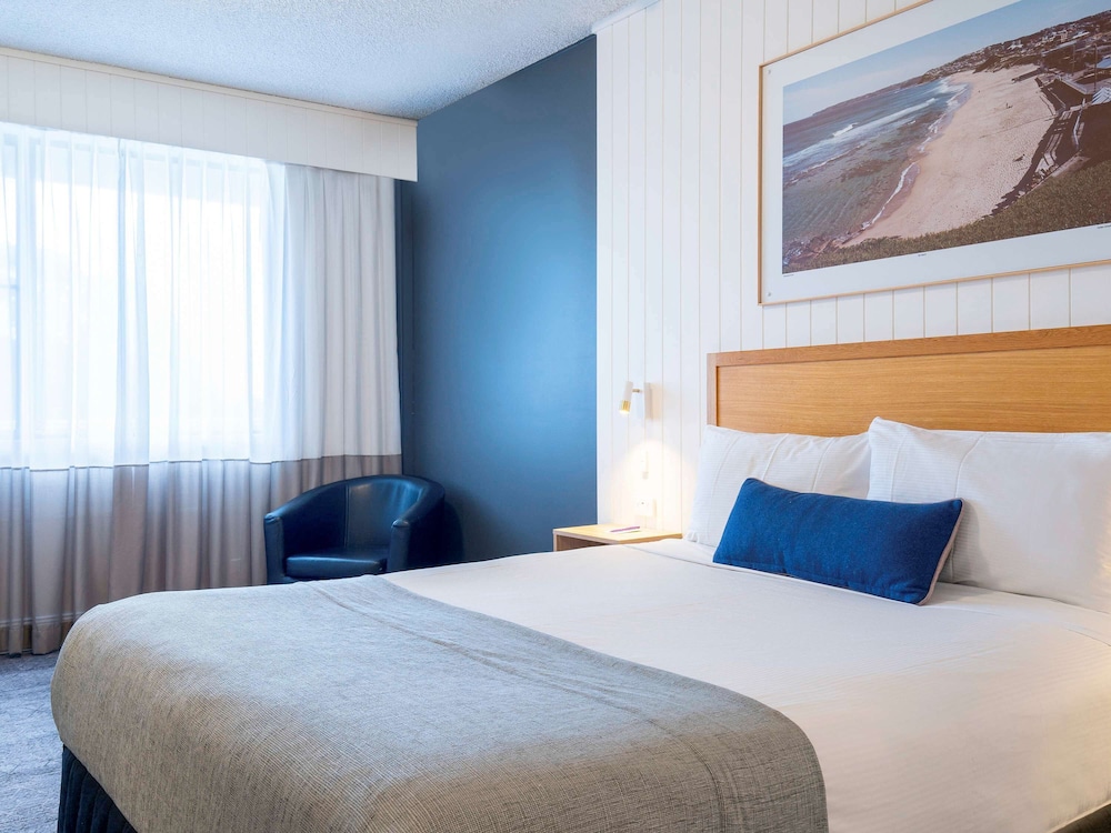 MERCURE CHARLESTOWN 13/50