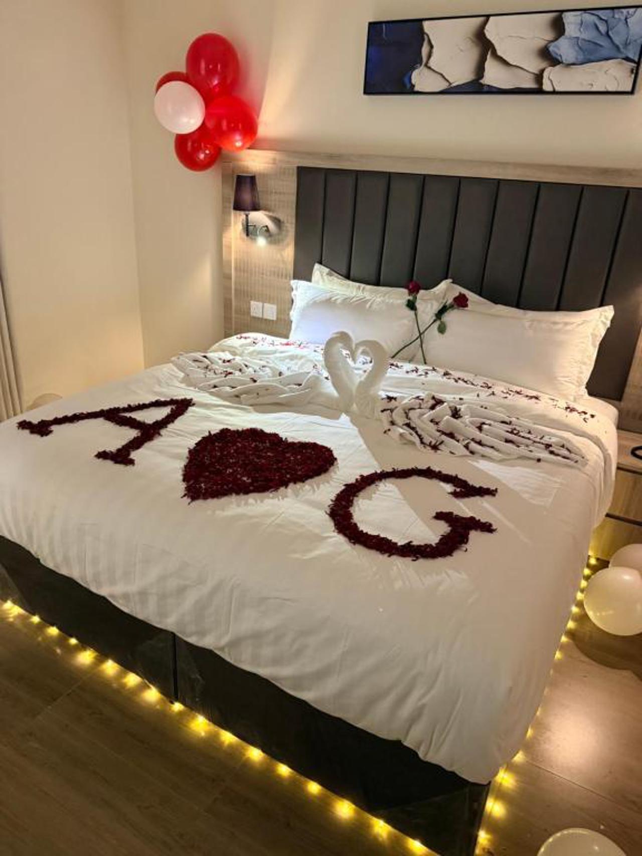 Room at Valera Bay, MUHAYIL
