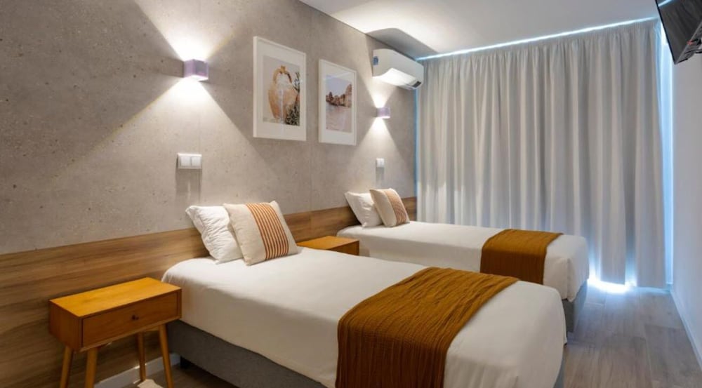 STANDARD, TWIN BEDS