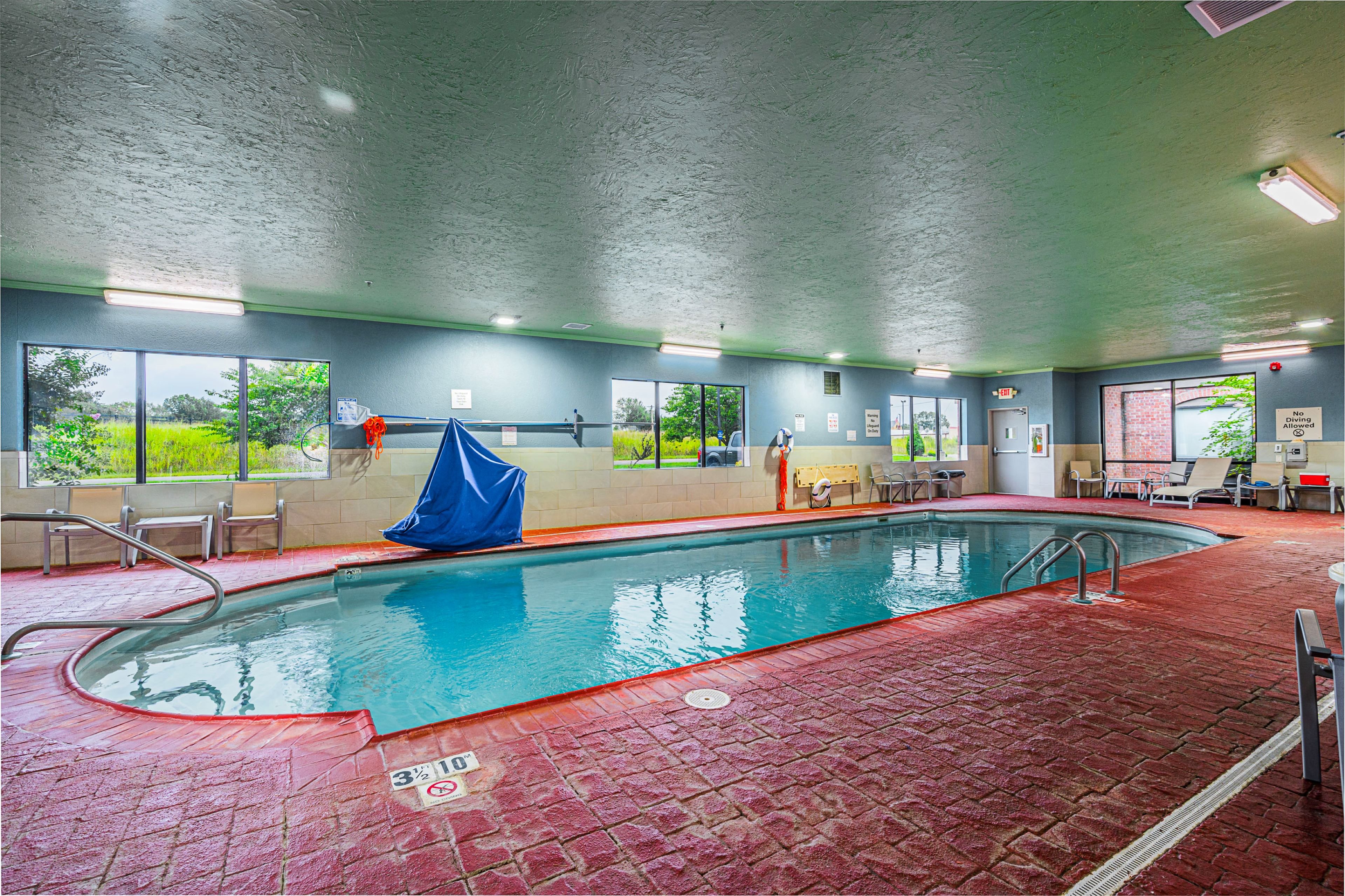 Holiday Inn Express Hotel Suites Franklin 40/61